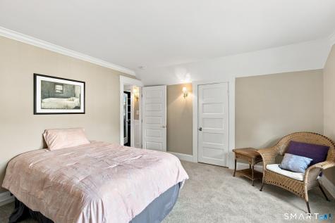 24 Ridgeway Street Newington CT 06111