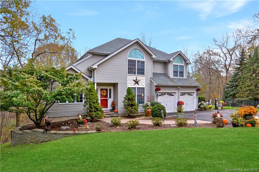 17 Raven Crest Drive Bethel CT 06801
