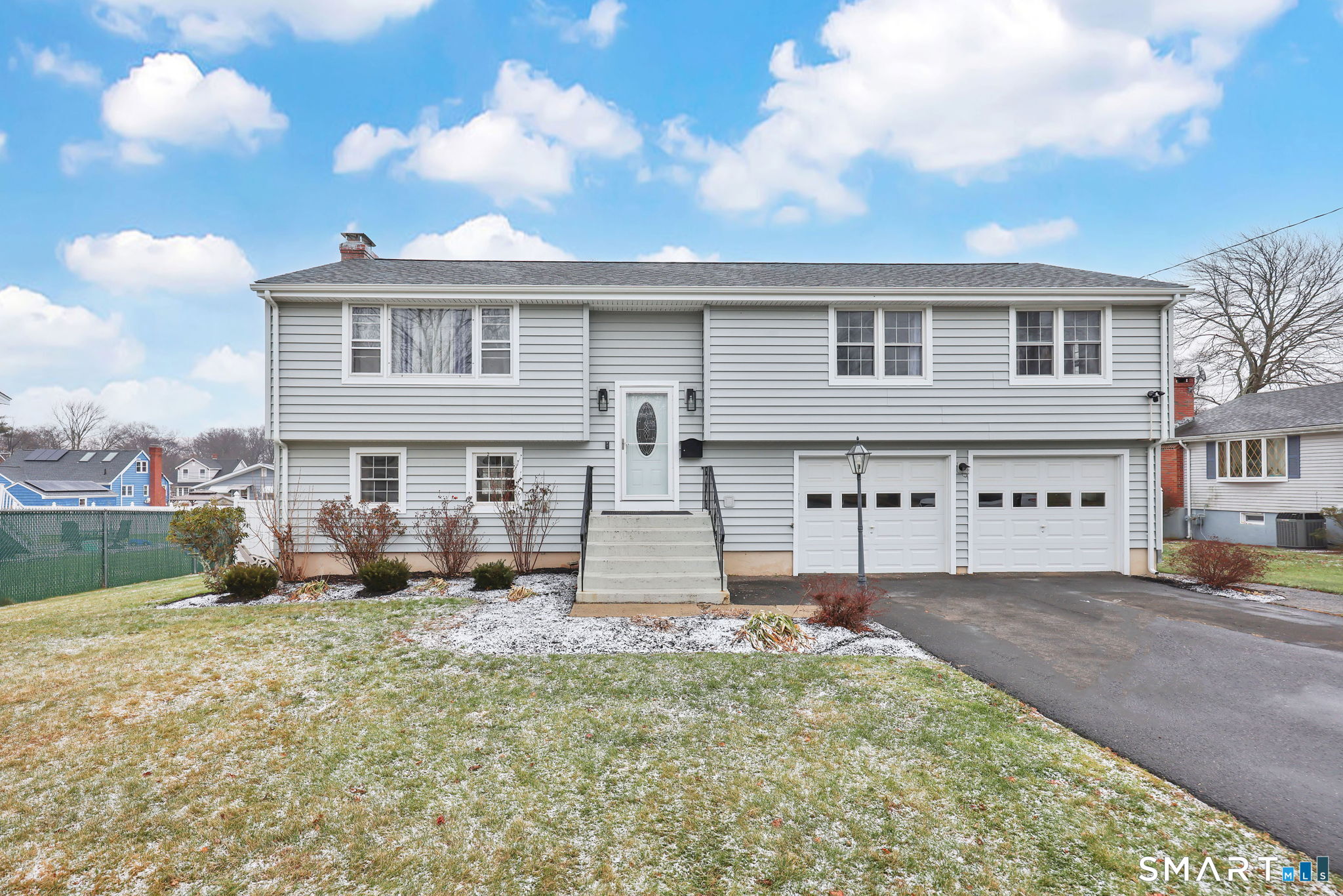 24 Ridge Crest Circle Wethersfield CT 06109
