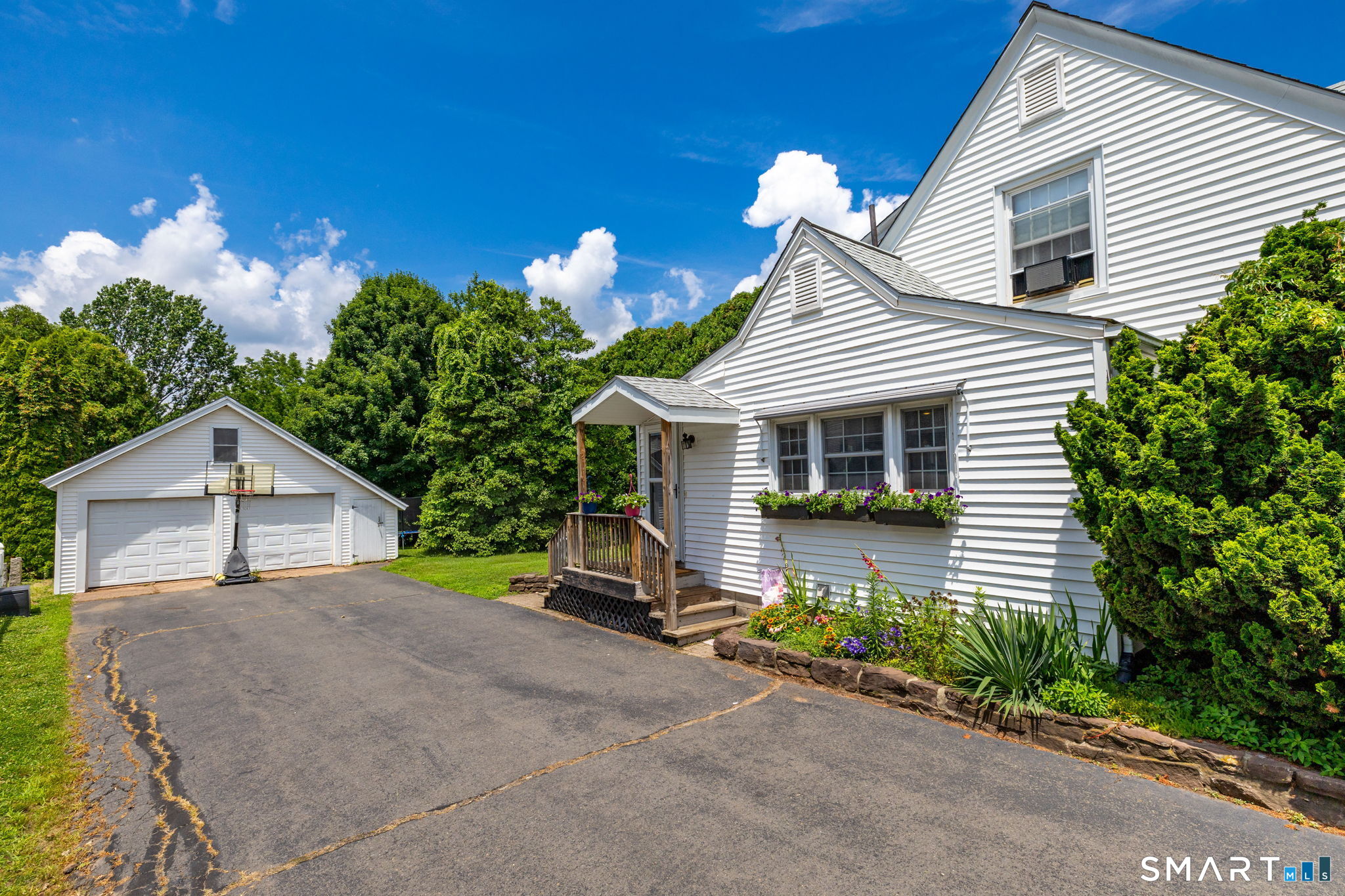 564 Main Street Portland CT 06480
