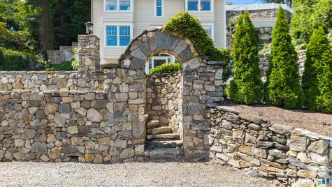 316 Valley Road Greenwich CT 06807