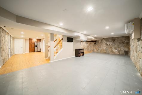 6 Little Valley Road Oxford CT 06478