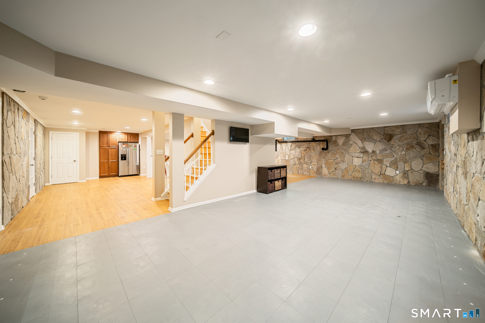 6 Little Valley Road Oxford CT 06478