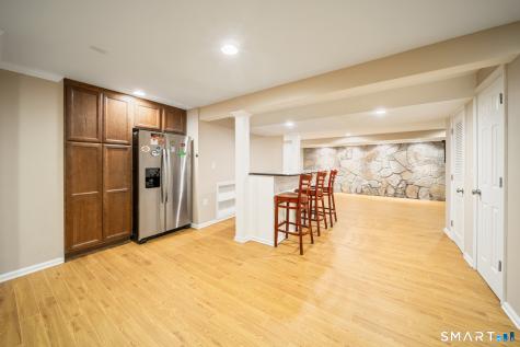 6 Little Valley Road Oxford CT 06478