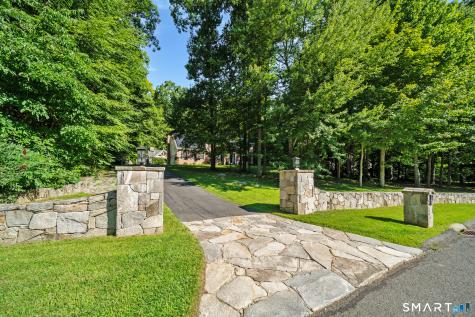 6 Little Valley Road Oxford CT 06478