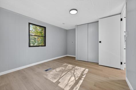 32 Nashua Street Norwich CT 06360