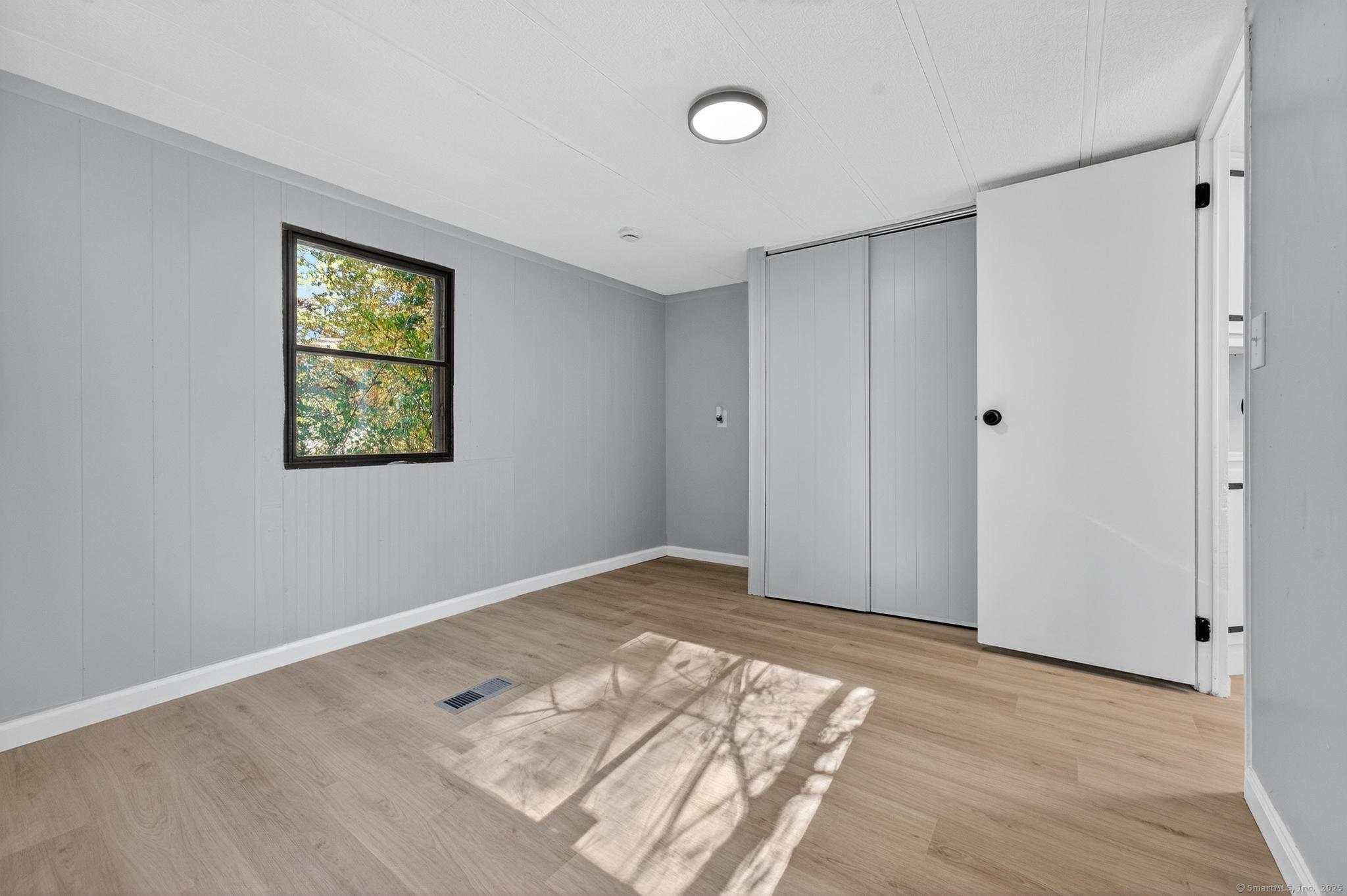 32 Nashua Street Norwich CT 06360