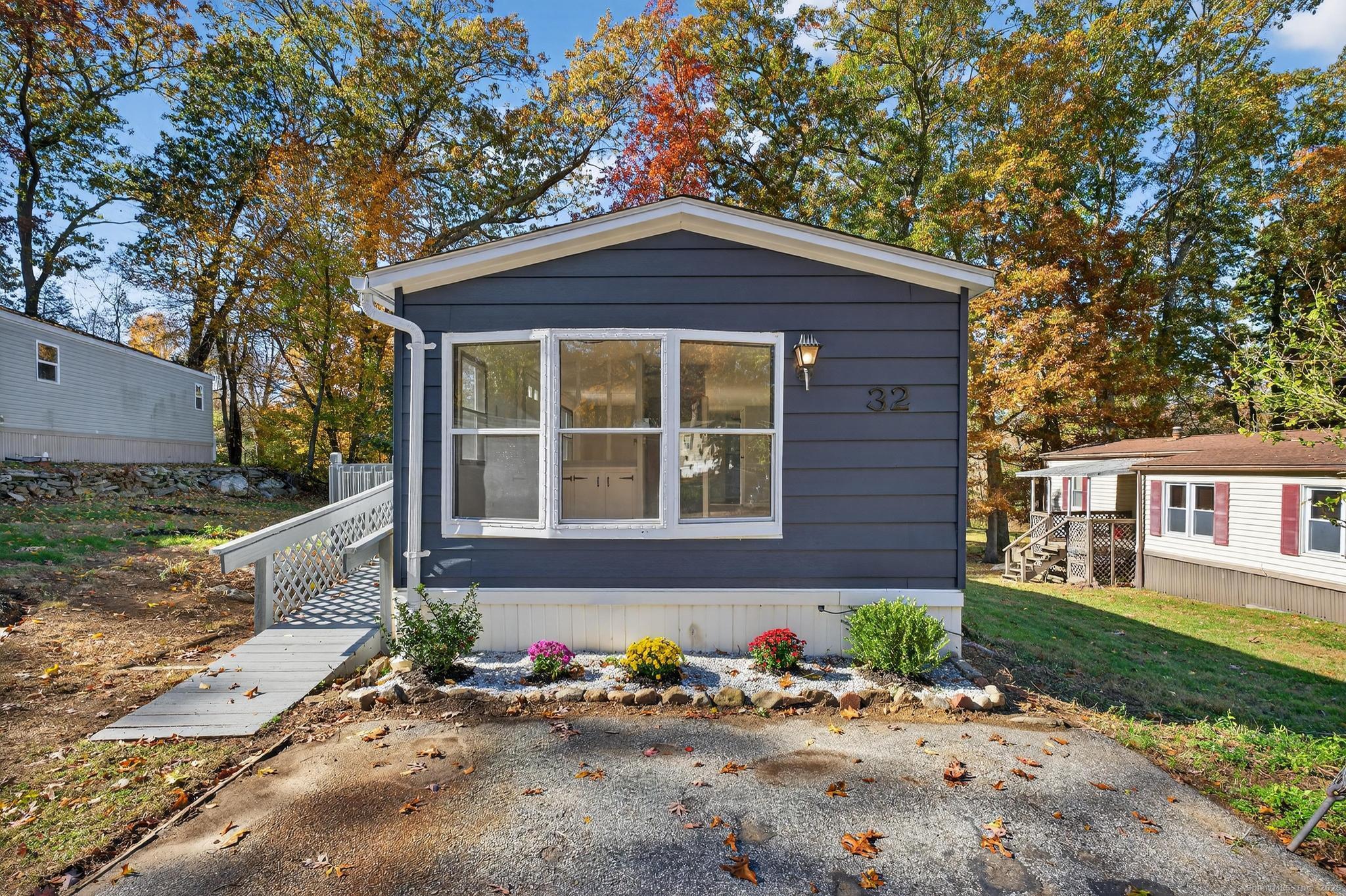 32 Nashua Street Norwich CT 06360