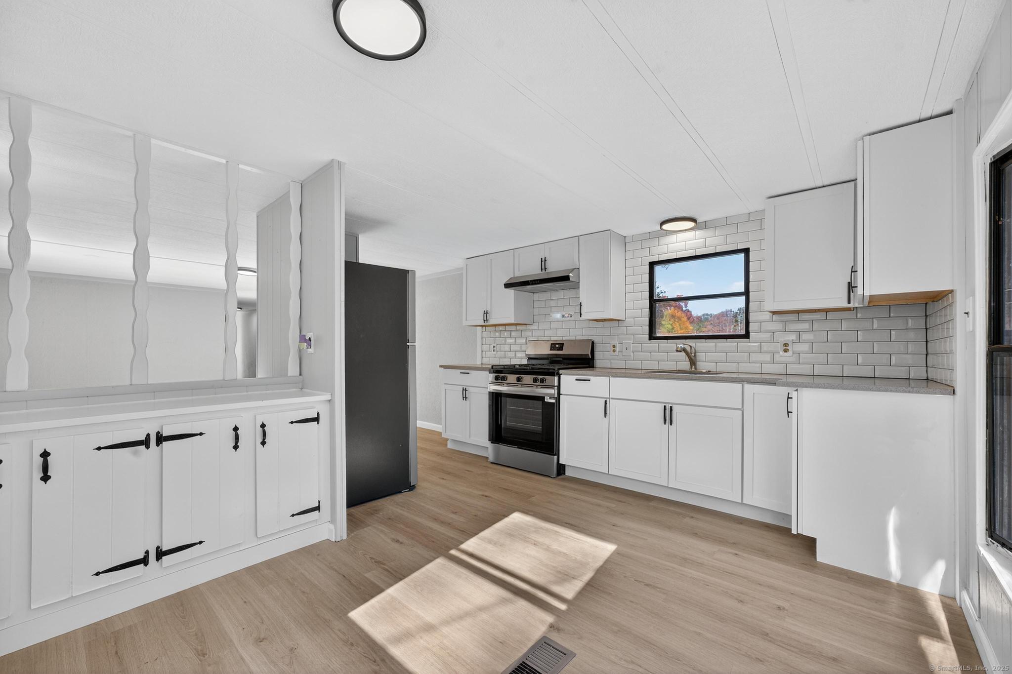 32 Nashua Street Norwich CT 06360