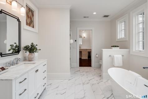 1421 Oenoke Ridge New Canaan CT 06840