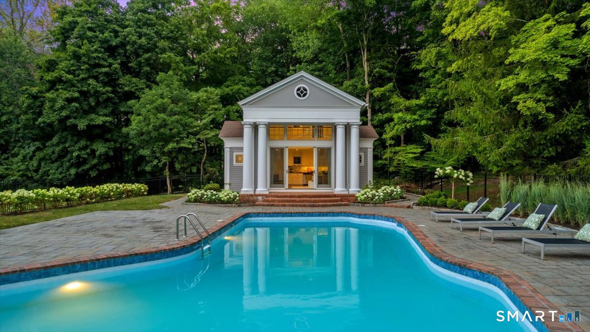1421 Oenoke Ridge New Canaan CT 06840