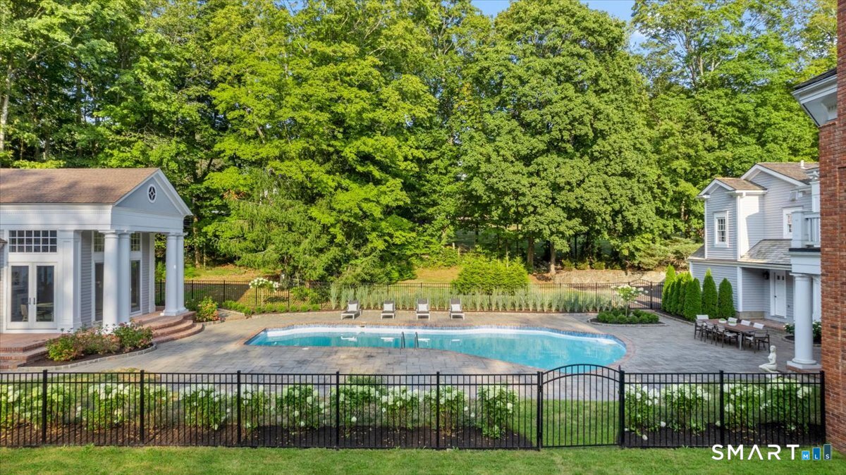 1421 Oenoke Ridge New Canaan CT 06840
