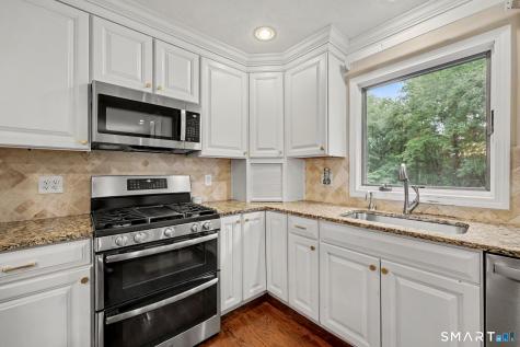 404 Narrow Lane Orange CT 06477