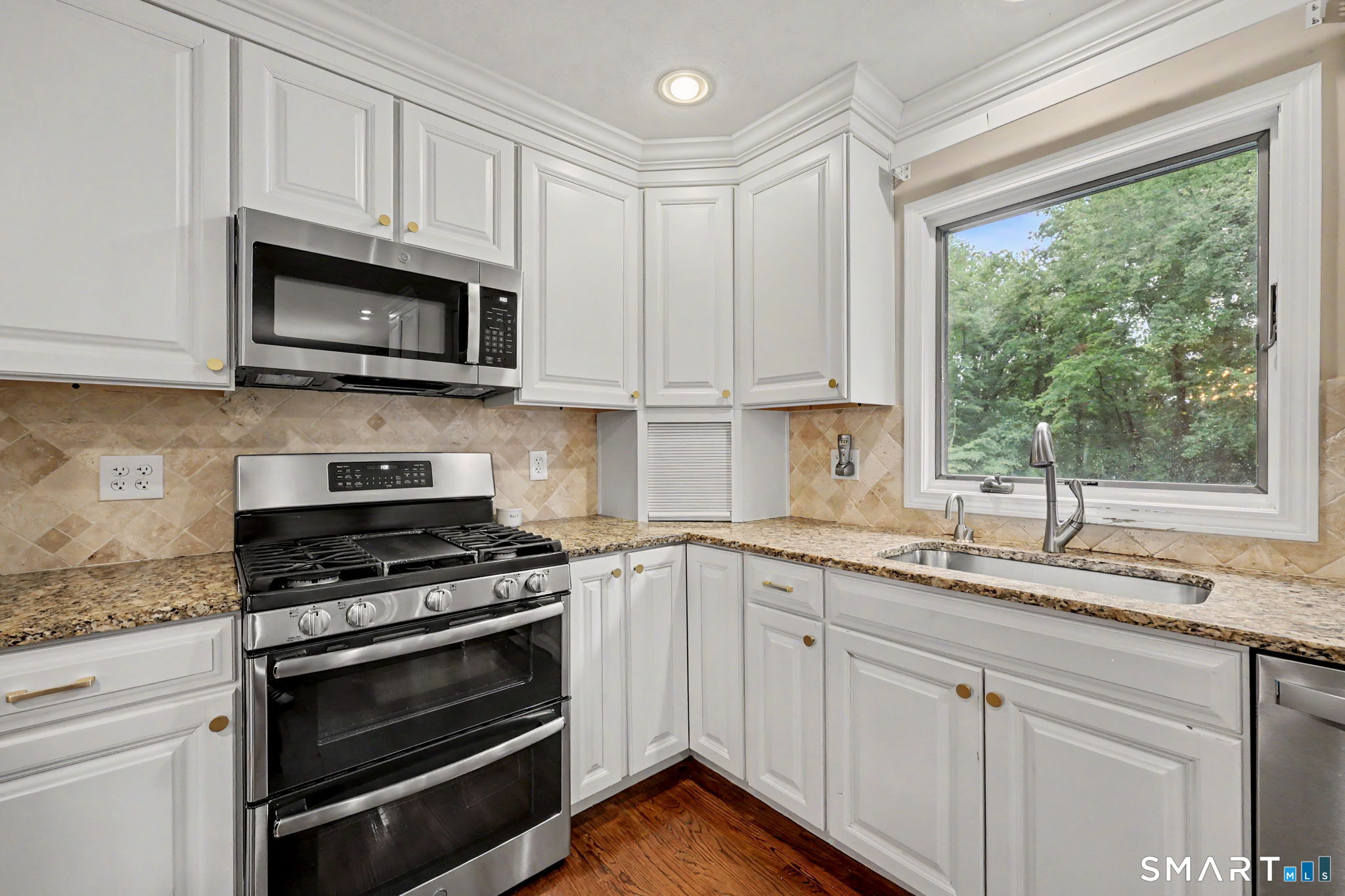 404 Narrow Lane Orange CT 06477