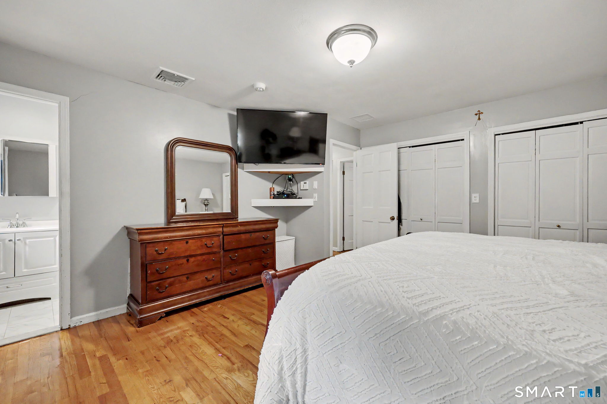 404 Narrow Lane Orange CT 06477
