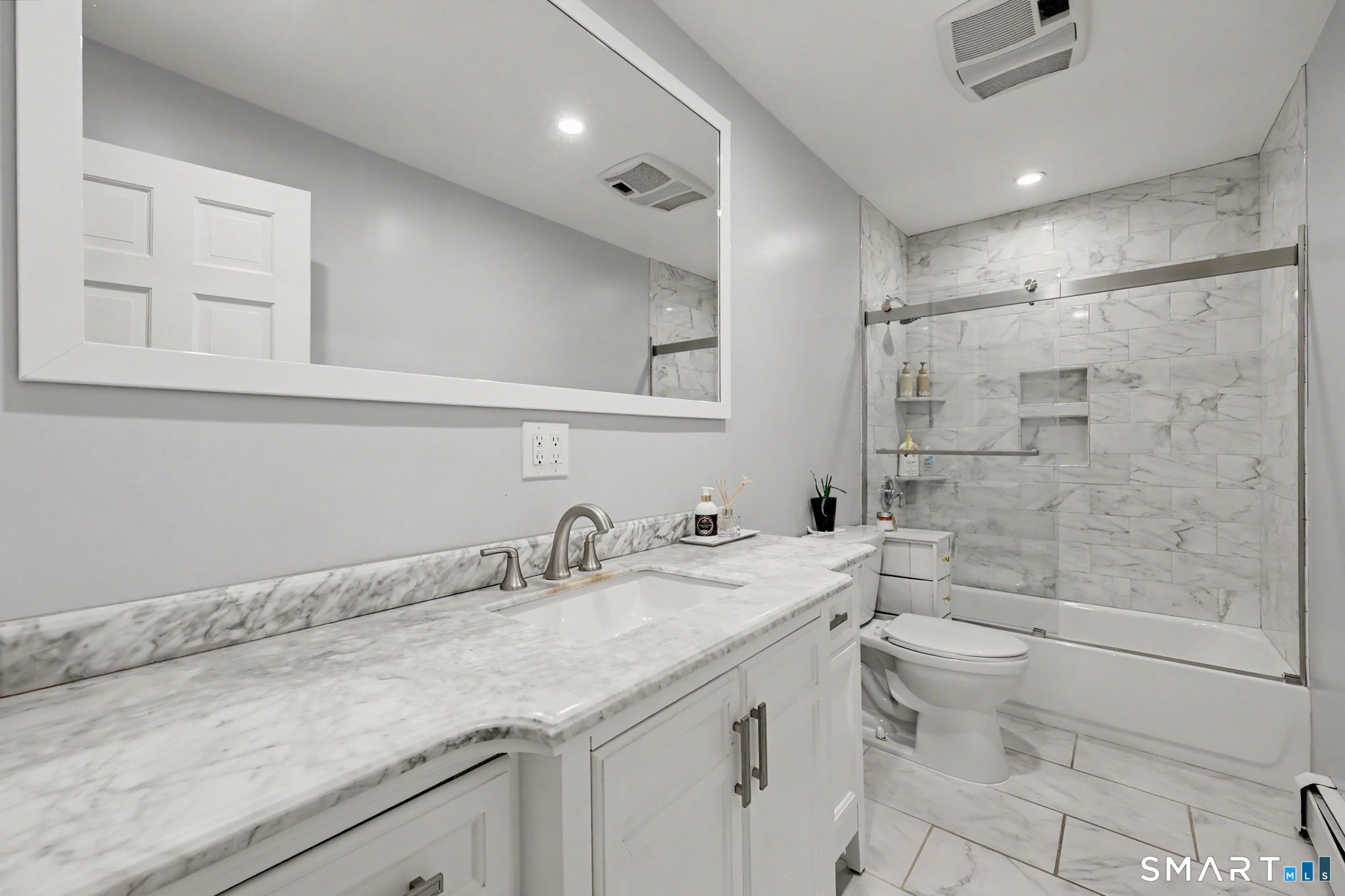 404 Narrow Lane Orange CT 06477