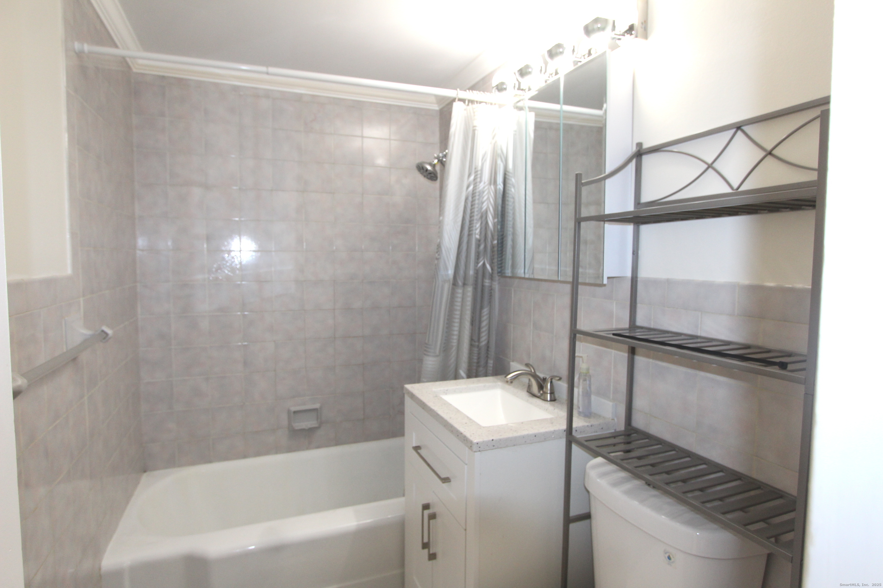 98 Shadycrest Drive East Hartford CT 06118