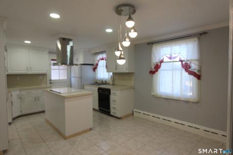 98 Shadycrest Drive East Hartford CT 06118