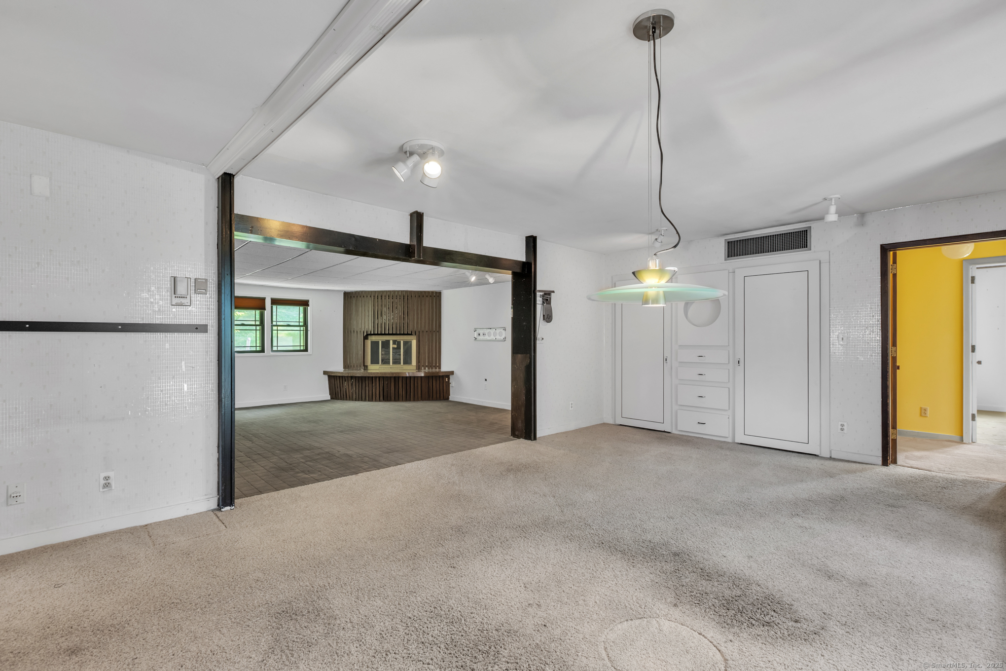 31 Gail Drive Ellington CT 06029