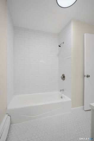 9 Cricket Road East Windsor CT 06088