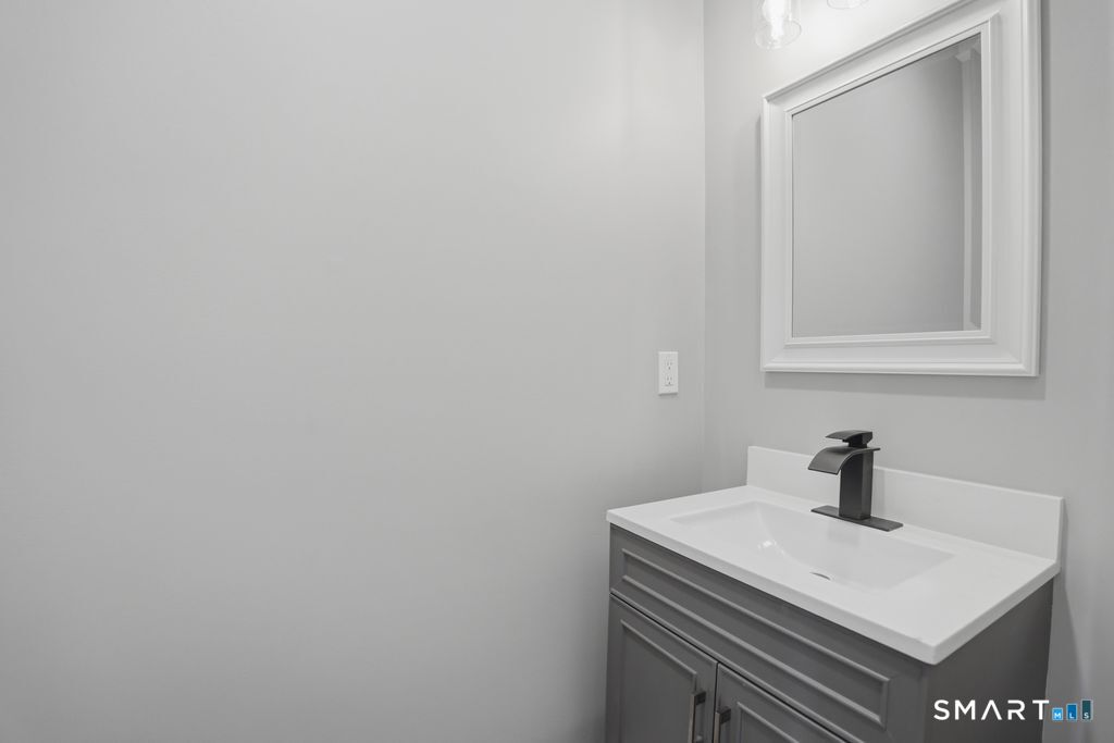 796 Maple Hill Road Naugatuck CT 06770