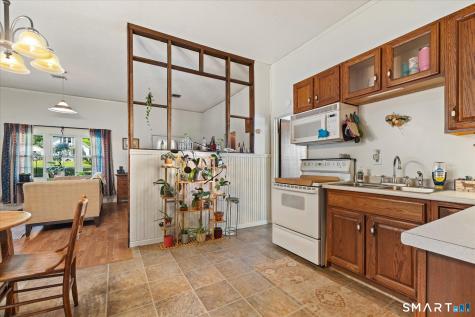 817 Thompson Road Thompson CT 06277