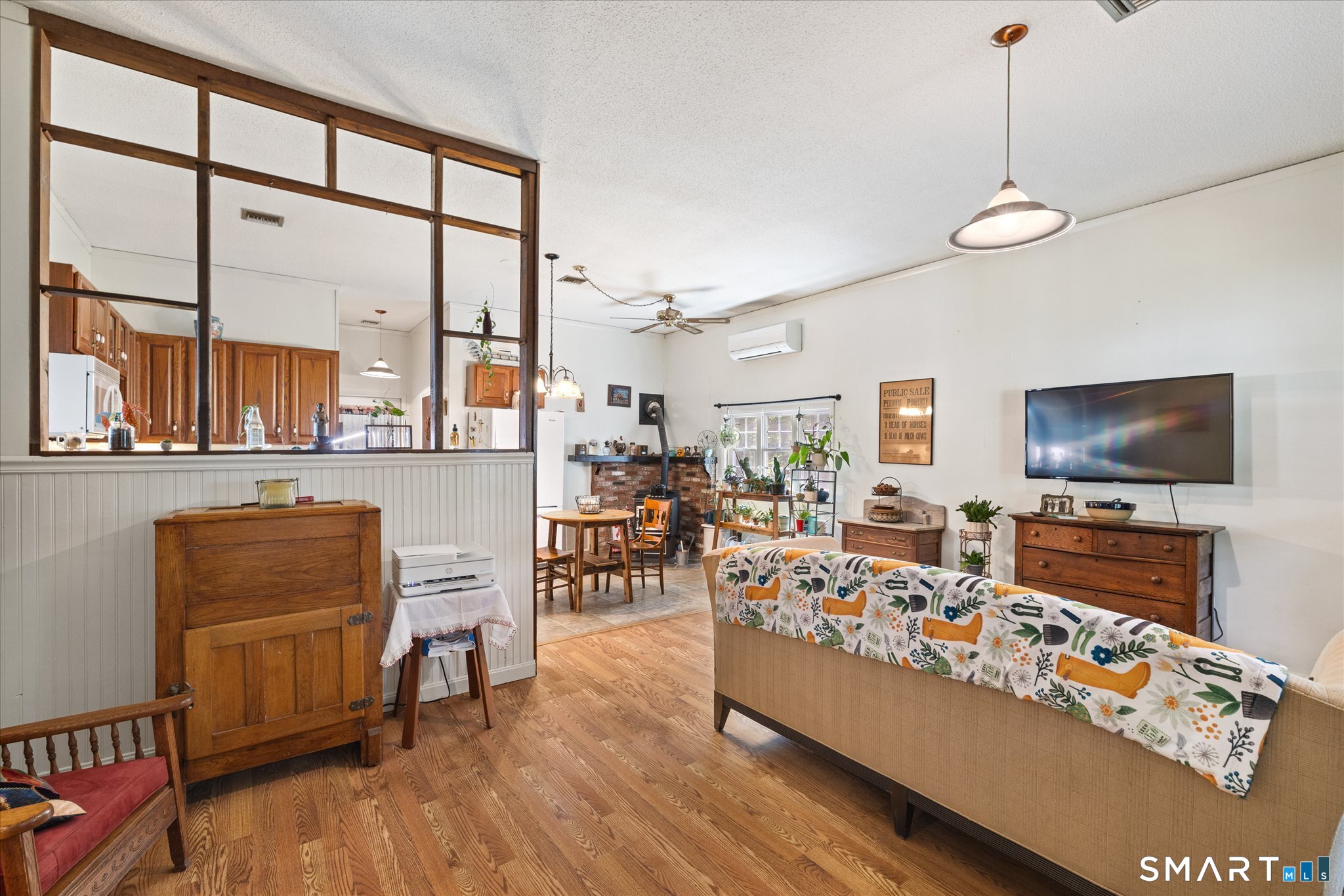 817 Thompson Road Thompson CT 06277