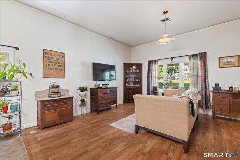 817 Thompson Road Thompson CT 06277