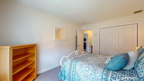 97 Pfister Drive Newington CT 06111