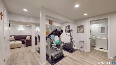 97 Pfister Drive Newington CT 06111