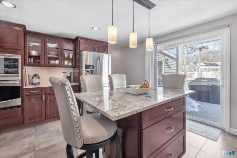 197 Maple Avenue North Haven CT 06473