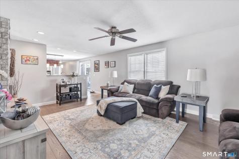 197 Maple Avenue North Haven CT 06473