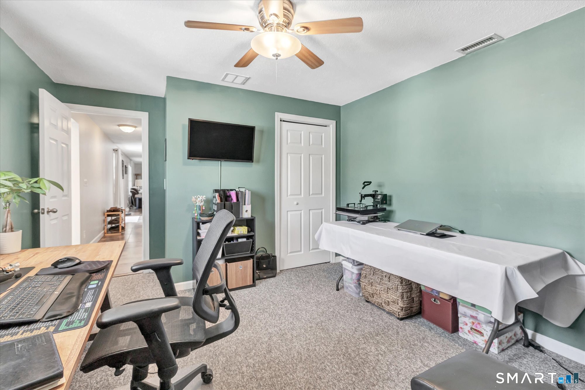 197 Maple Avenue North Haven CT 06473
