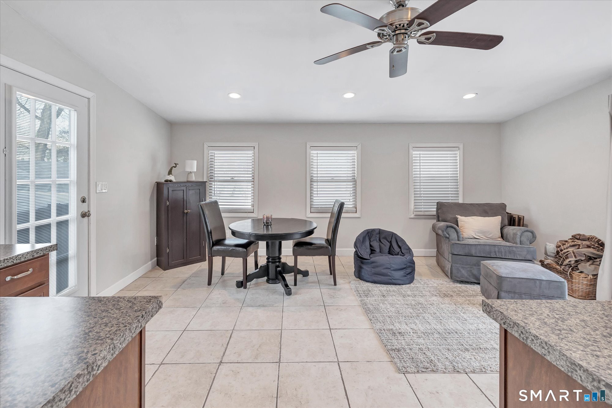 197 Maple Avenue North Haven CT 06473