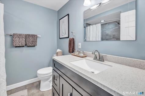 197 Maple Avenue North Haven CT 06473