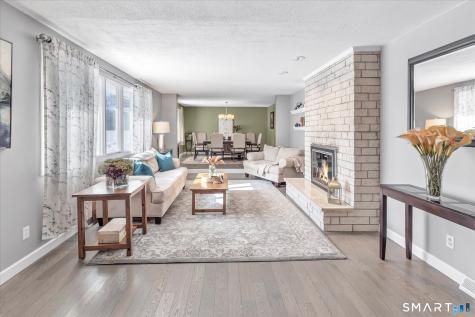 197 Maple Avenue North Haven CT 06473