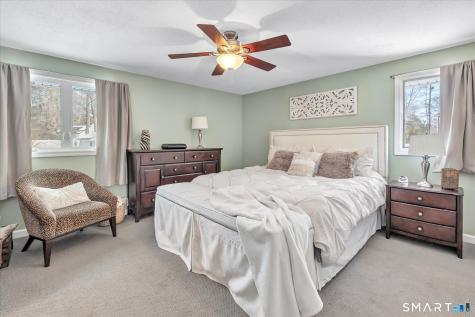 197 Maple Avenue North Haven CT 06473