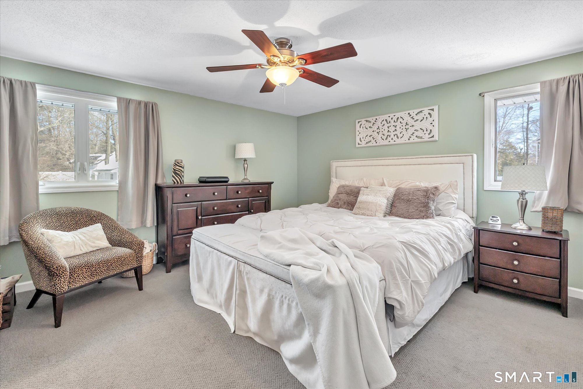 197 Maple Avenue North Haven CT 06473