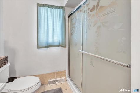 197 Maple Avenue North Haven CT 06473
