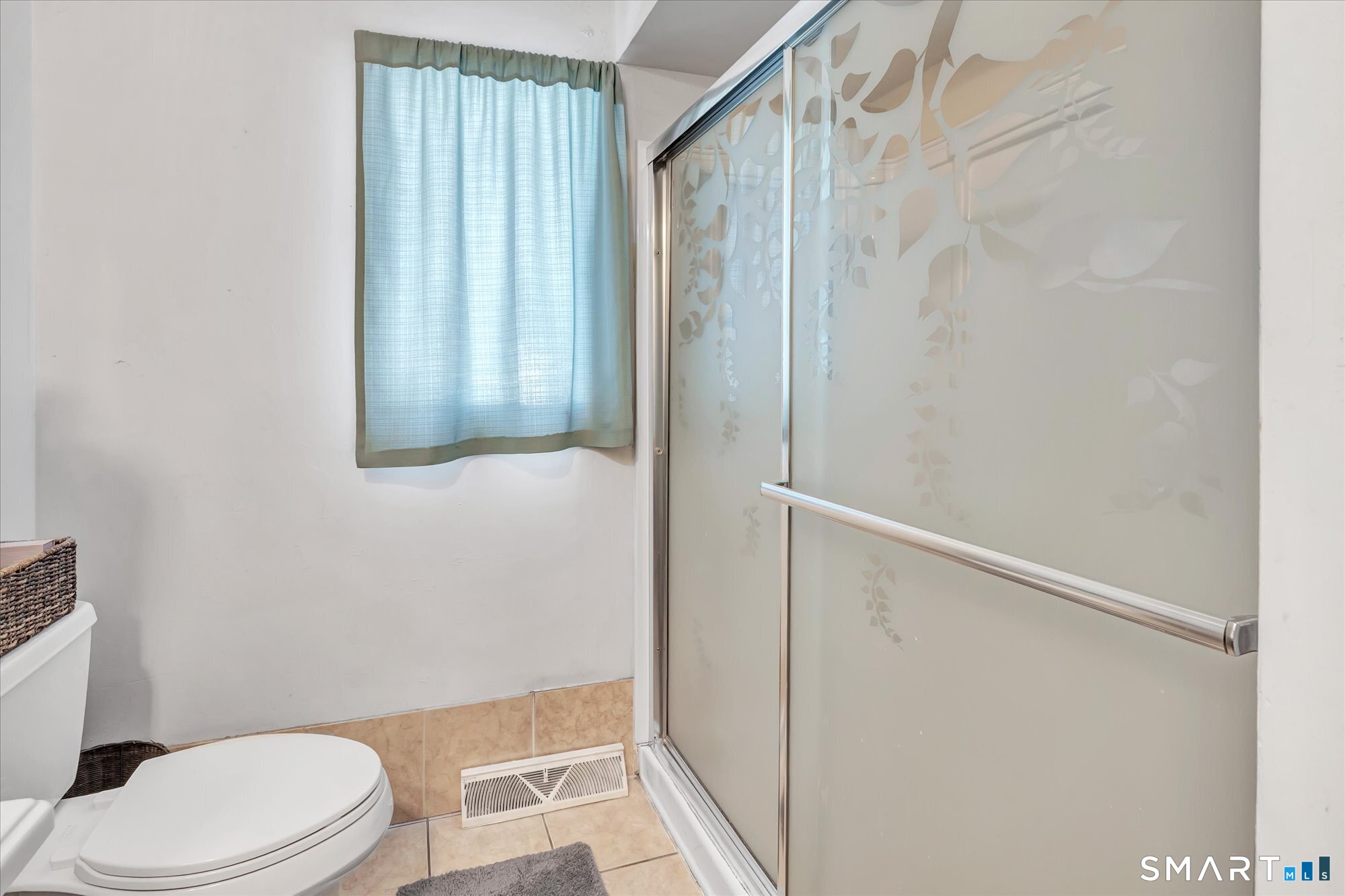197 Maple Avenue North Haven CT 06473