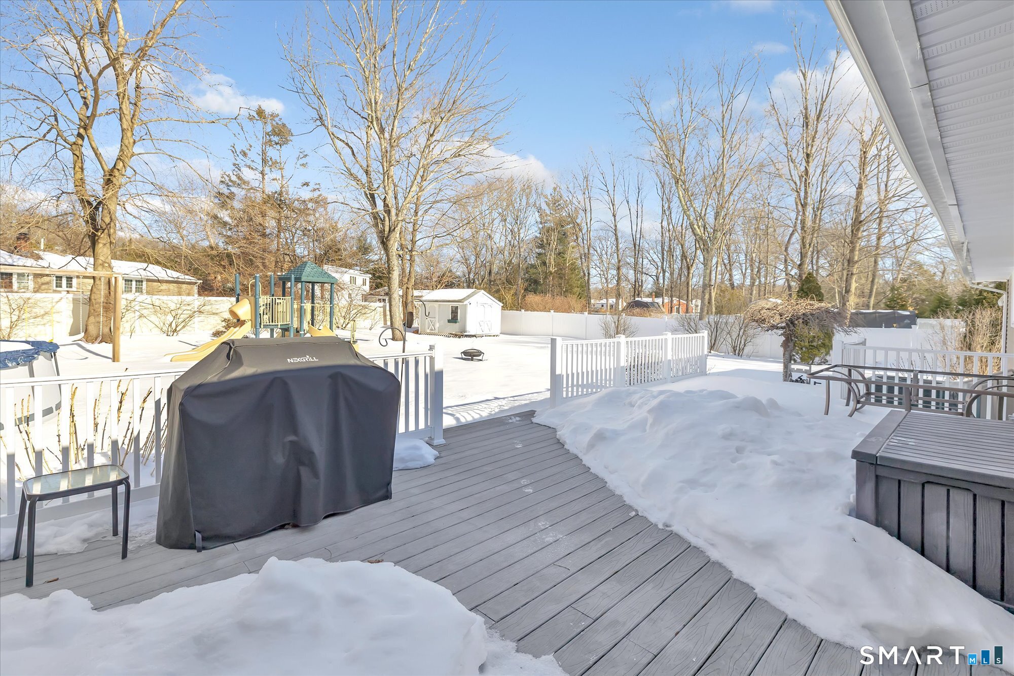 197 Maple Avenue North Haven CT 06473