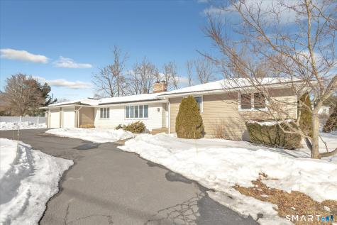 197 Maple Avenue North Haven CT 06473