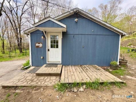 282 North Bigelow Road Hampton CT 06247