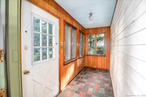 16 and 23 Farrell Road Newtown CT 06470