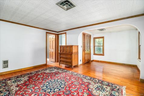 16 and 23 Farrell Road Newtown CT 06470
