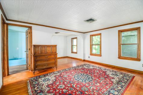 16 and 23 Farrell Road Newtown CT 06470