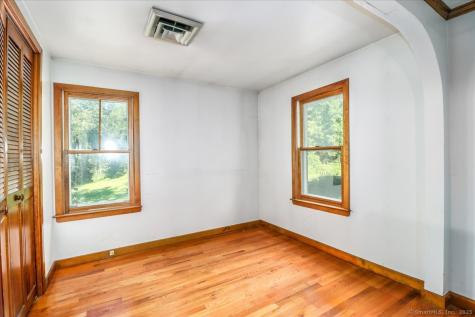16 and 23 Farrell Road Newtown CT 06470