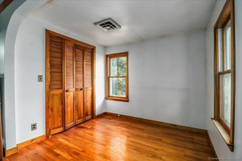 16 and 23 Farrell Road Newtown CT 06470