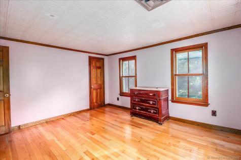 16 and 23 Farrell Road Newtown CT 06470