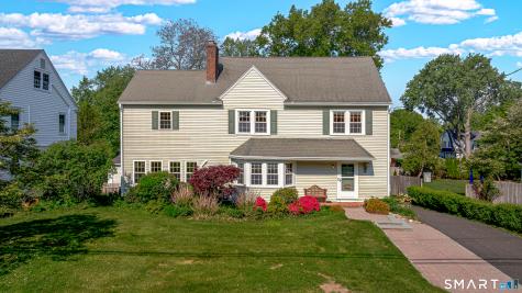 65 Auburn Road West Hartford CT 06119